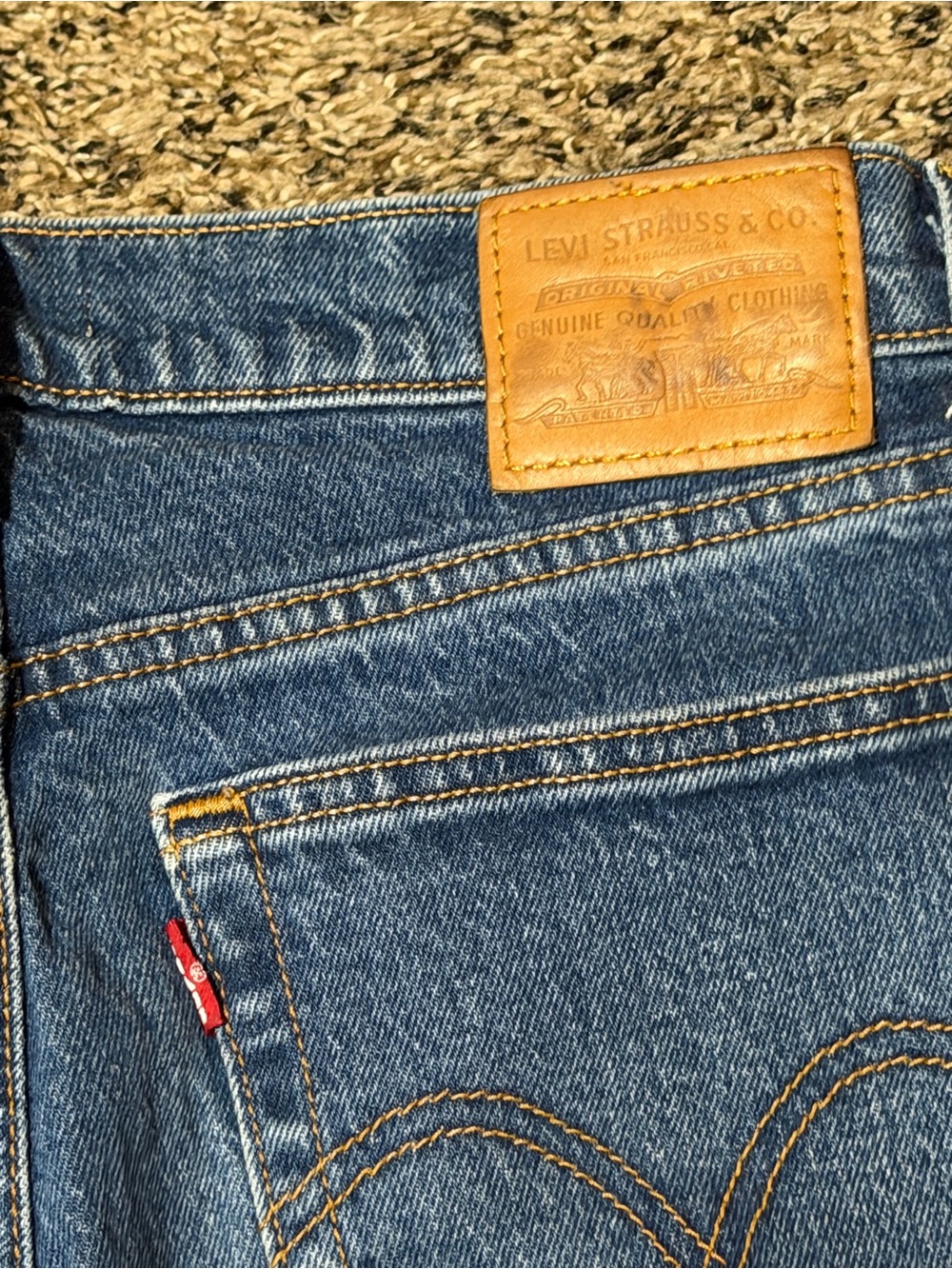Levi’s Wedgie Straight - Picture 4 of 6